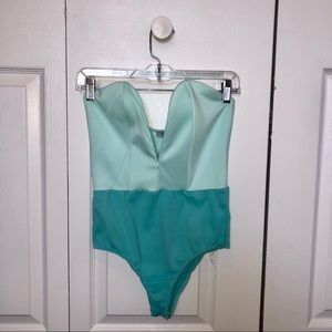 Tobi- Teal strapless v-neck bodysuit